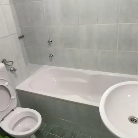 Center Luxury Hostel *