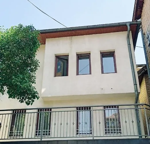 Center Luxury Hostel